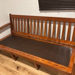 アメリカ家具　木製ソファ　3人掛けの画像
