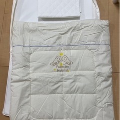 新品　ベビーベッド　掛け布団　防水シーツの画像