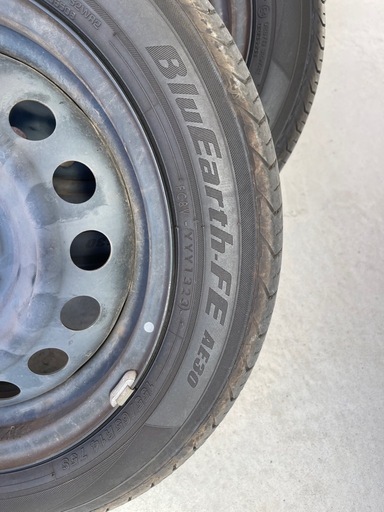 美品/低走行】2023年製 155/65R14 ヨコハマ BluEarth FE AE30A 三菱純正鉄チンホイール カバー付き 4本