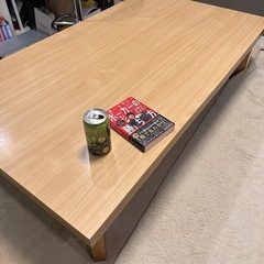 ダイニングテーブルの画像