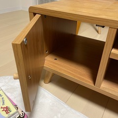 テレビ台の画像