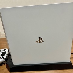 ps4pro 白の画像