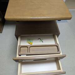 ITOKI 木製学習机 HP-LH型の画像