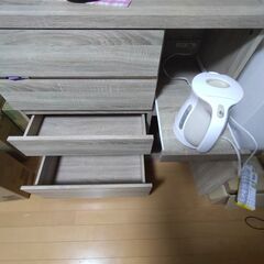 キッチン収納棚の画像