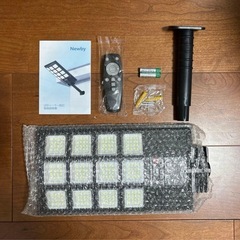 LEDソーラー街灯⭐️屋外 IP66防水 街路灯 ソーラーライト 人感センサーの画像