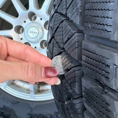 スタッドレスタイヤ/17インチ/ホイールセットの画像