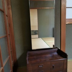鏡台の画像