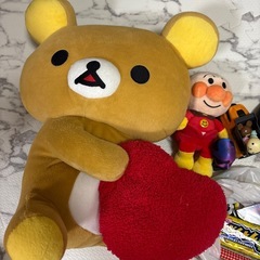 【お譲り先決定】ニューバランス 14cm 水陸両用靴 リラックマ アンパンマン お菓子の画像