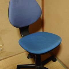 学習机用椅子の画像