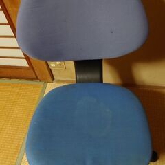 学習机用椅子の画像