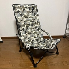 ロゴス　ハイバックあぐらチェア（カモフラ）の画像