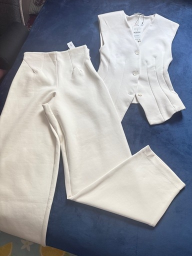 Zara セットアップSサイズ