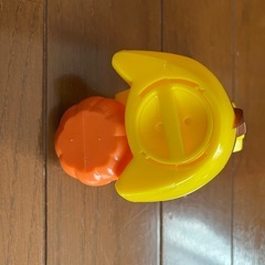 ピカチュウ貯金箱の画像