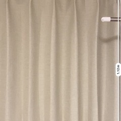 カーテンの画像