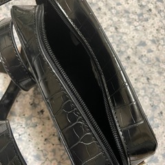 ショルダーバッグ　黒の画像
