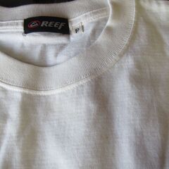 未使用　日本製　Tシャツ　（白） 綿100％　F フリーサイズ　仕舞いヨゴレ有　【ペットはいません】の画像