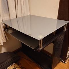 パソコンデスク ガラス天板の画像