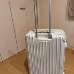 キャリーケースの画像