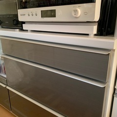 再募集　食器棚の画像