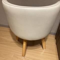 椅子@1脚の画像