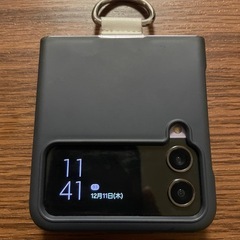 Galaxy Z Flip4 SAMSUNG SIMフリー　SC-54C 128GBの画像