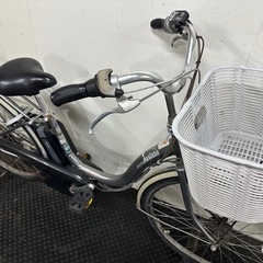 クリスマスSALE🌈東京23区配達無料🌈新基準　ブリヂストン アシスタ　8.9Ah リチウム 電動自転車 中古　BS 1378の画像