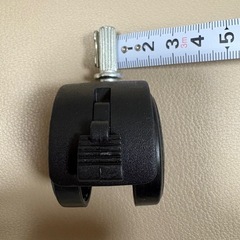 キャスターの画像