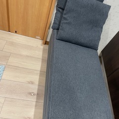 ネイビーのファブリックソファベッドの画像
