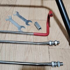 【内容変更】GORIXゴリックス自転車ディスプレイスタンド GX-518 縦置き/横置き両用（フックに剥がれあり）の画像