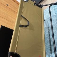 CHUMS カーキ 折りたたみアウトドアチェアの画像