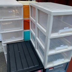 プラ衣装ケース プラ収納ボックス 3段 どれでも無料❣️早いもの勝ちの画像