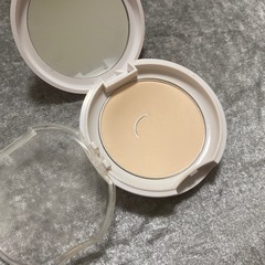 ABOUT TONE フェイスパウダー ベージュ系の画像