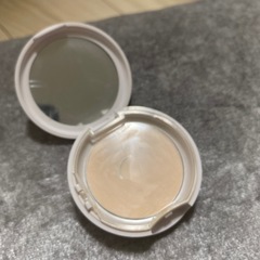 ABOUT TONE フェイスパウダー ベージュ系の画像