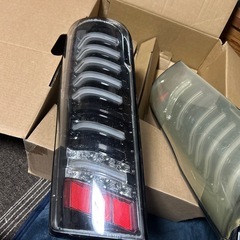 N V350 E 2 6 キャラハン 前期 フルファイバー フルL E D テ ール ライト 左右ス E ク レンズインナ8108の画像