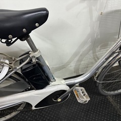 クリスマスSALE🌈東京23区配達無料🌈新基準 Panasonic パナソニック ビビ　13.2Ah リチウム 電動自転車中古　1975の画像