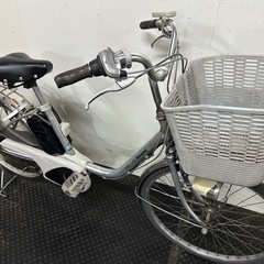 クリスマスSALE🌈東京23区配達無料🌈新基準 Panasonic パナソニック ビビ　13.2Ah リチウム 電動自転車中古　1975の画像