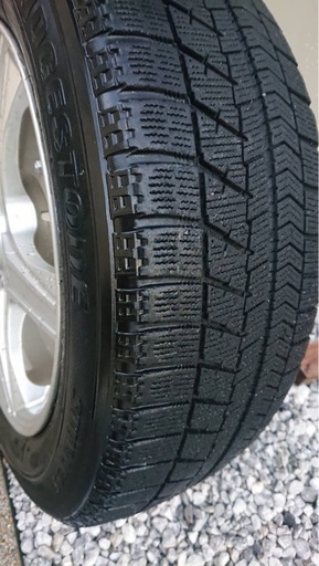 スタットレスタイヤ  ブリジストン ブリザック 195/60R16