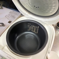 炊飯器の画像