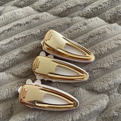 キティーちゃん　メゾピアノ　ペリエ　ヘアクリップ　　　の画像