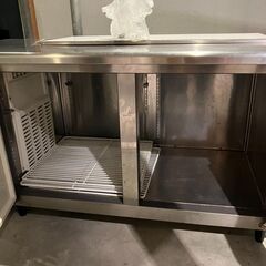 業務用冷蔵庫の画像
