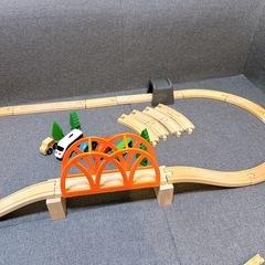IKEA リラブー 木製レール 電車 車 鉄橋 トンネル 3パターン以上レールスタイル可能の画像