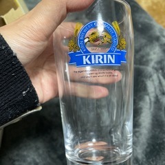 ガラスコップの画像