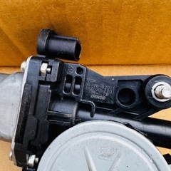 ウィンドウレギュレーター モーター付きの画像