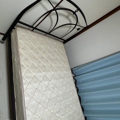 アイアン調シングルベッド＋マットレスの画像