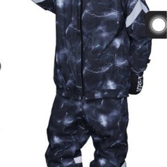 スノボーウェア　上下セットLLの画像