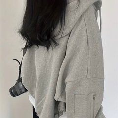 決まりました　新品　レディースパーカーの画像