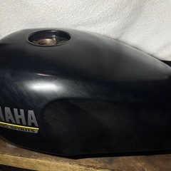 YAMAHA ガソリンタンクの画像