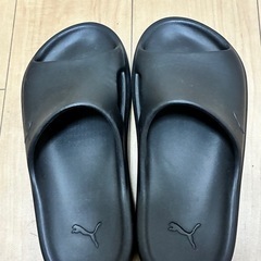 【極美品】27cm PUMAサンダルの画像