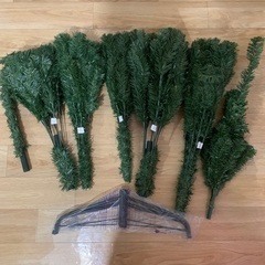 クリスマスツリー🎄210㎝　（ツリーのみ）の画像