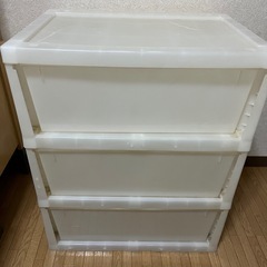 収納ケース　衣装ケース　　三段の画像
